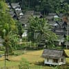 Menapaki Jejak Leluhur di Kampung Naga