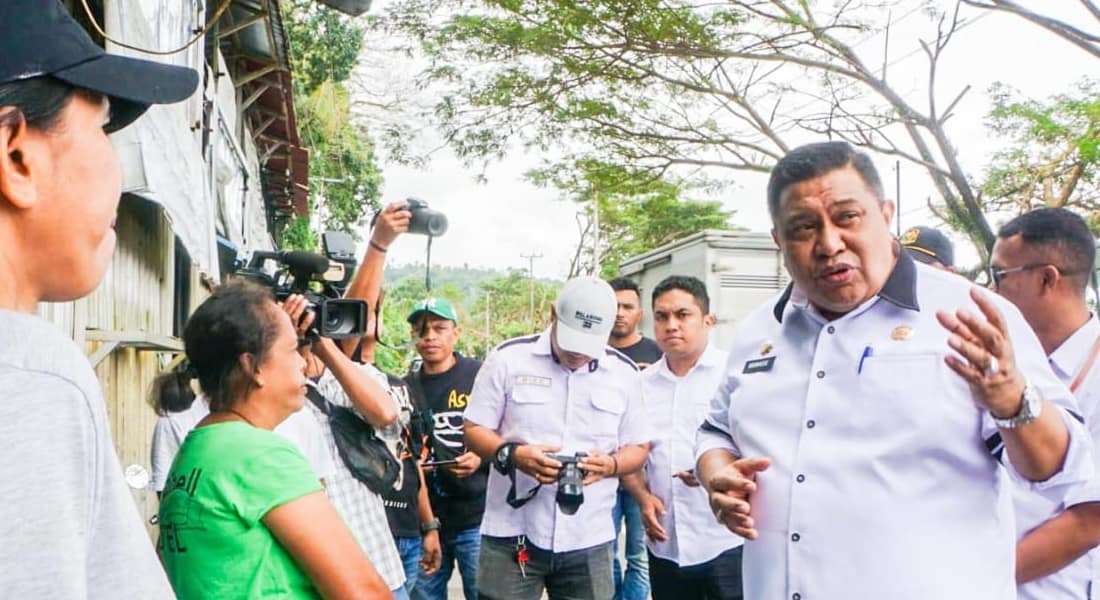 Pemneg dan Masyarakat Hative Besar Pembersihan Monumen ACOM