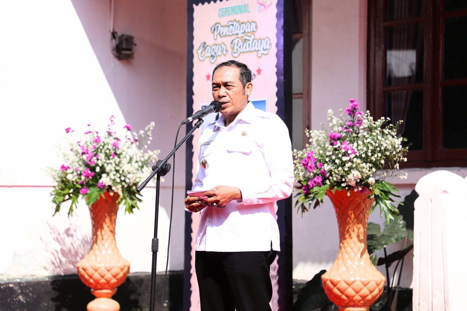 Tiga objek benda di Kota Cimahi, Jawa Barat ditetapkan menjadi bangunan cagar budaya. Penetapan dilakukan melalui Surat Keputusan (SK) Wali Kota Cimahi