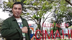 Fajar Budhi Wibowo - Aktivis Sosio Budaya Kota Cimahi - Pemerhati Kebijakan Publik - Peneliti Koordinat Masyarakat Pejuang Aspirasi (LSM KOMPAS)