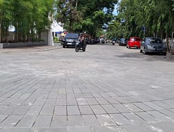 Jalan Samping Alun-Alun Kota Cimahi Seperti Braga
