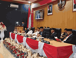 Penyampaian Pidato Perdana Oleh Walikota Dan Wakil Walikota Ambon Pada Rapat Paripurna DPRD Kota Ambon