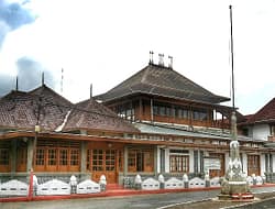 Paseban Tri Panca Tunggal: Ruh Sunda yang Bernaung di Cigugur