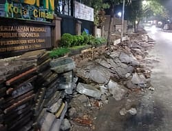 Proyek Drainase Jl. Encep Kartawiria Amburadul, LSM KOMPAS Tuntut Dinas PUPR Bertindak Tegas