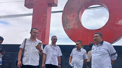 Masyarakat Hative Besar Swadaya Pembersihan dan Pengecatan Monumen ACOM