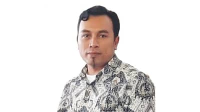 Fajar Budhi Wibowo, M.Si., - Praktisi Sosio Budaya - Pusat Studi Budaya dan Sejarah "Sanghyang Hawu", Praktisi Kebudayaan Kota Cimahi - Pakar Keorganisasian pada Dewan Kebudayaan Kota Cimahi. 