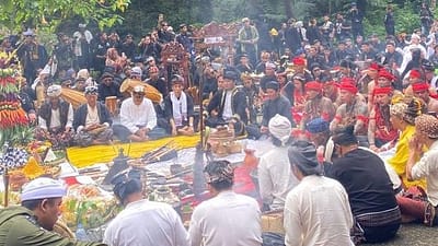 Ngartakeun Bumi Lamba: Menjaga Denyut Sunda di Tangkuban Parahu