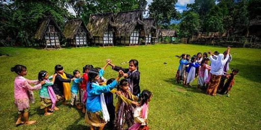 Sindangbarang: Menyulam Tradisi Sunda di Tanah Pakuan