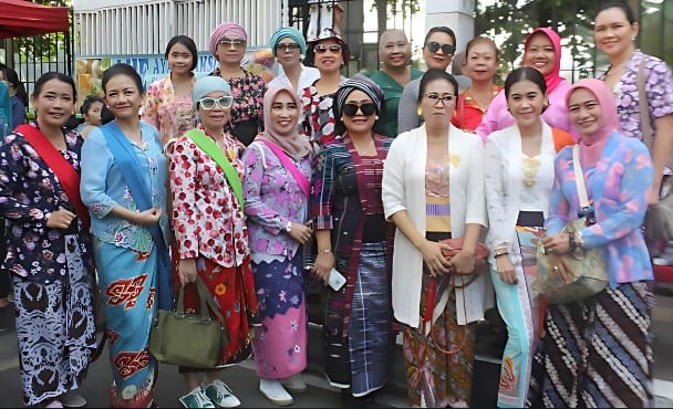 Komunita Perempuan Berkebaya.