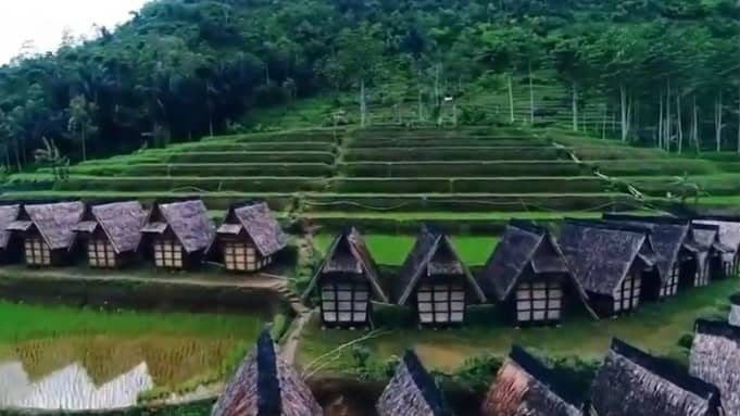 Ciptagelar: Menjaga Nadi Tradisi di Pelosok Sukabumi