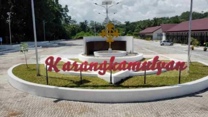 Nilai Lokal sebagai Penjaga Batas Moral