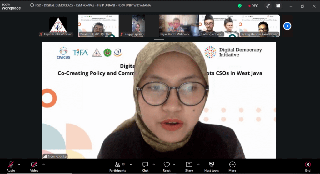 Suara dari Akar Rumput: FGD Digital Democracy Toolkit Lab Sukses ...